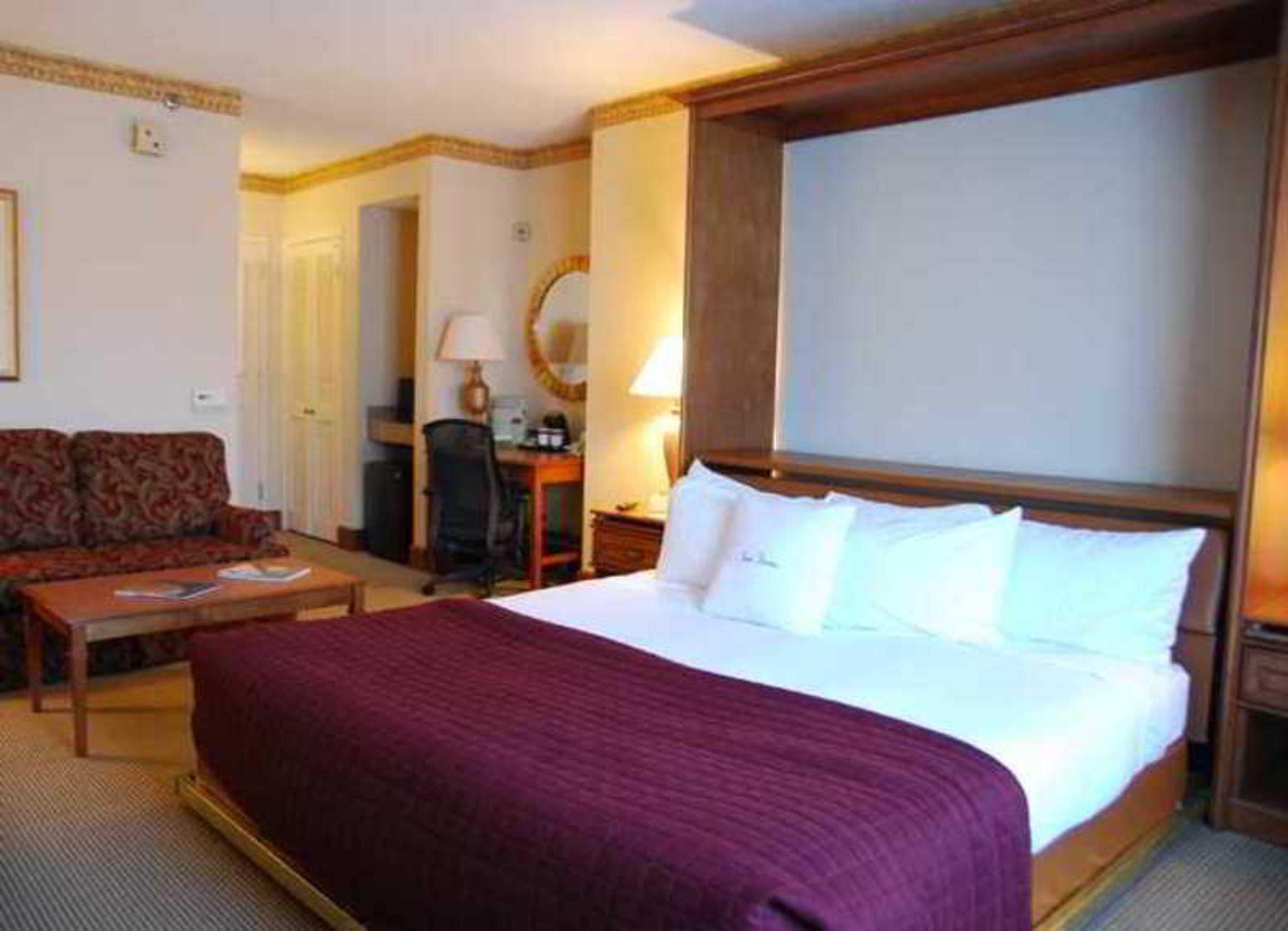Doubletree By Hilton Charlotte Uptown Hotel Værelse billede