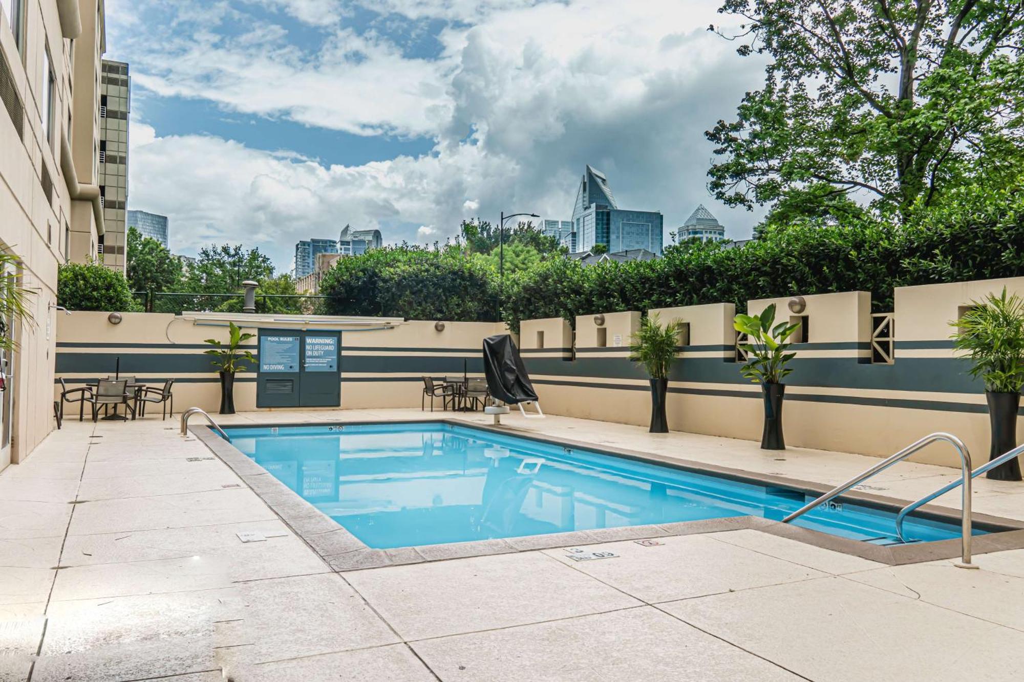 Doubletree By Hilton Charlotte Uptown Hotel Eksteriør billede