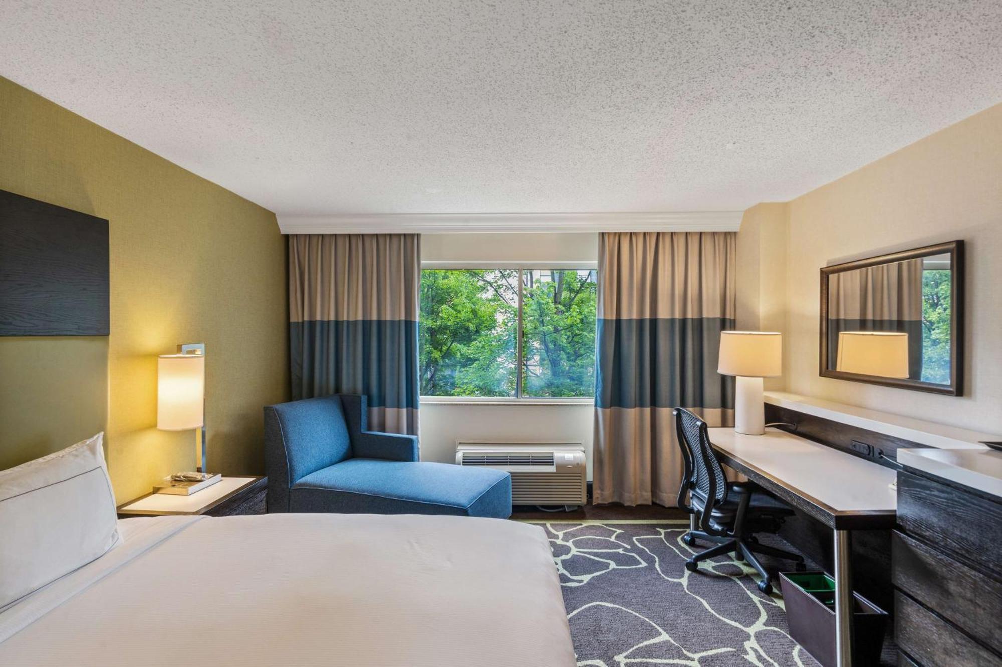 Doubletree By Hilton Charlotte Uptown Hotel Eksteriør billede