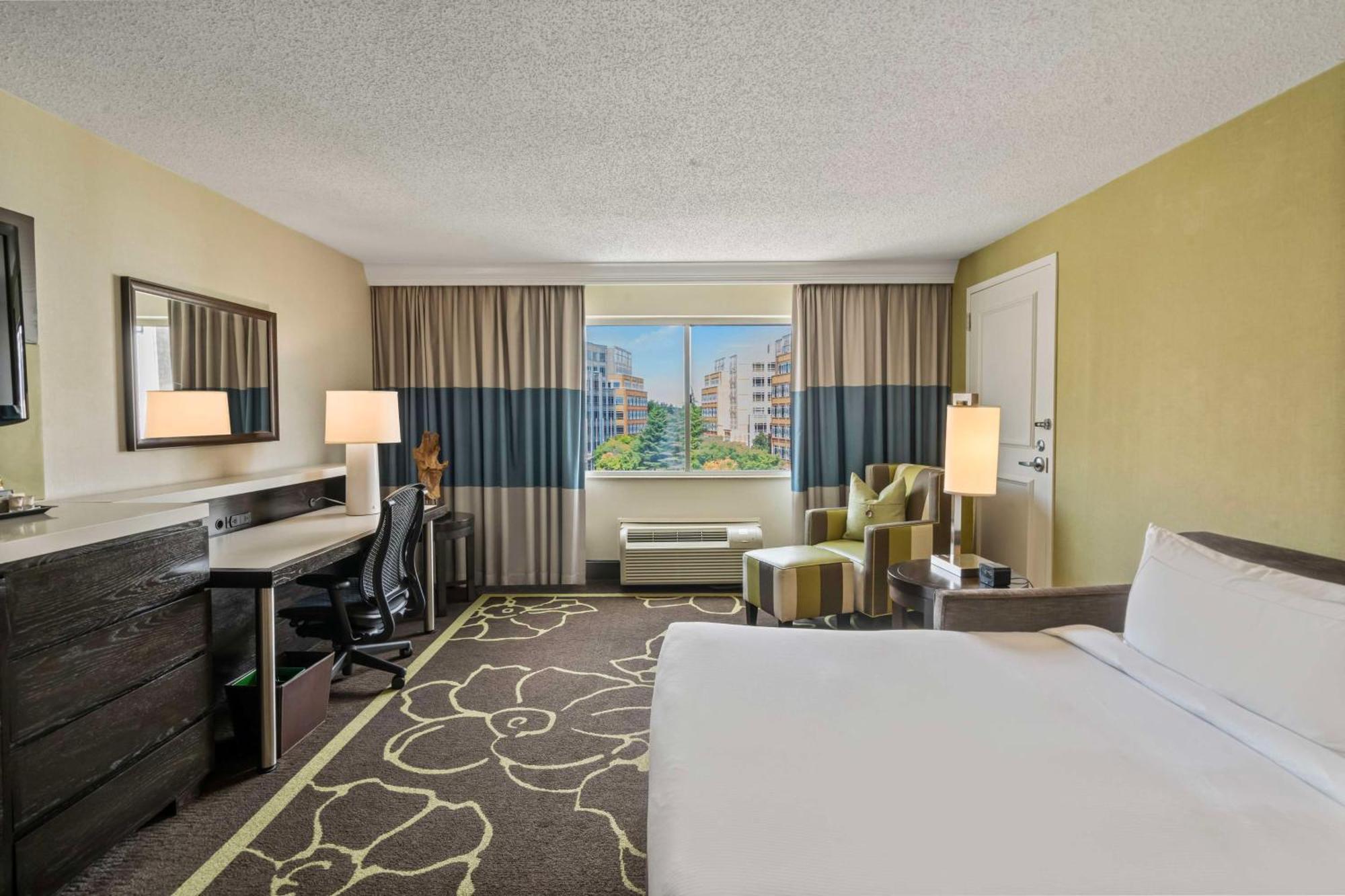 Doubletree By Hilton Charlotte Uptown Hotel Eksteriør billede